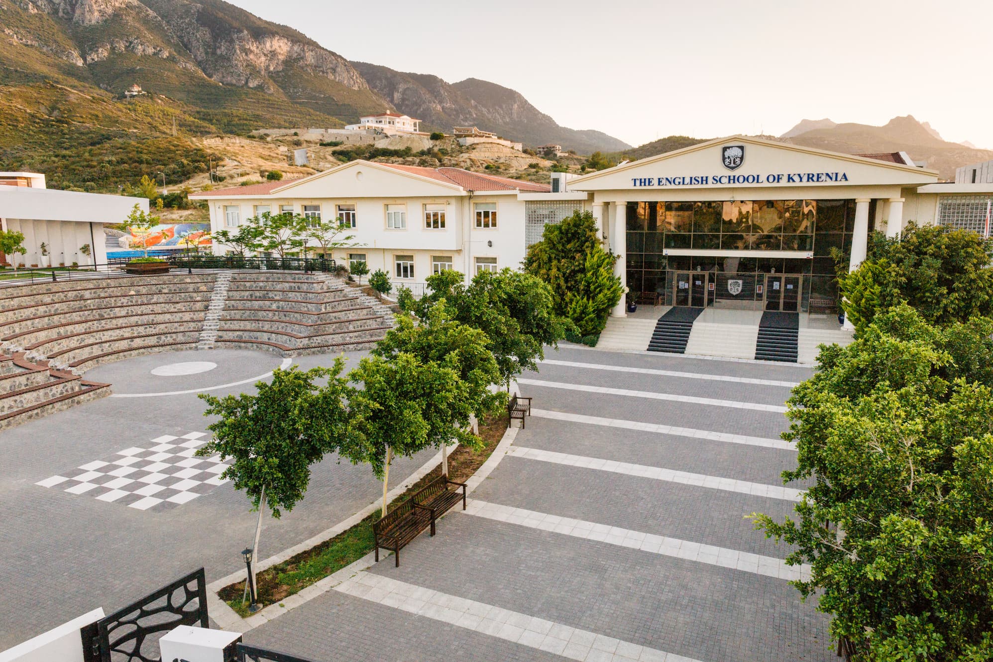 818d98_466567ea62834bef98237c53491b44bc~mv2_d_5760_3840_s_4_2